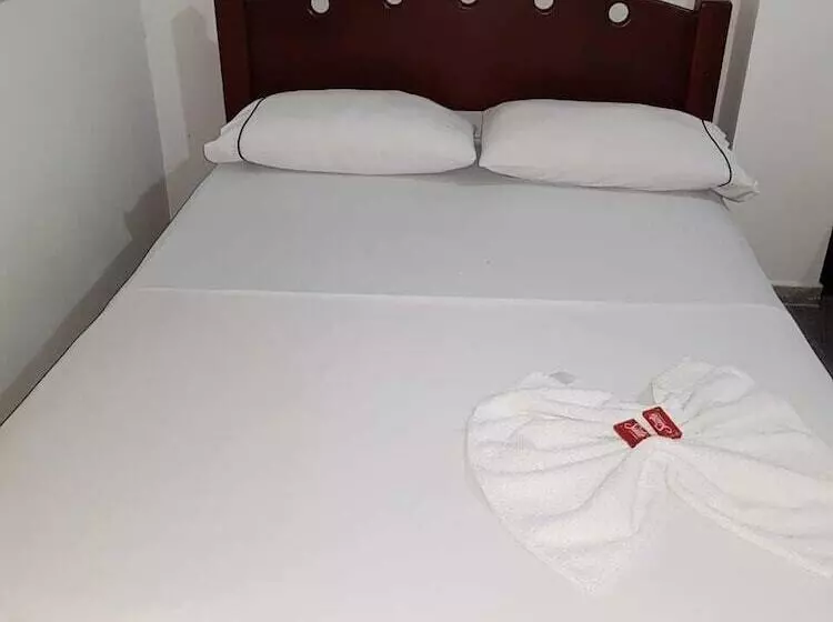 هتل Villa Johana