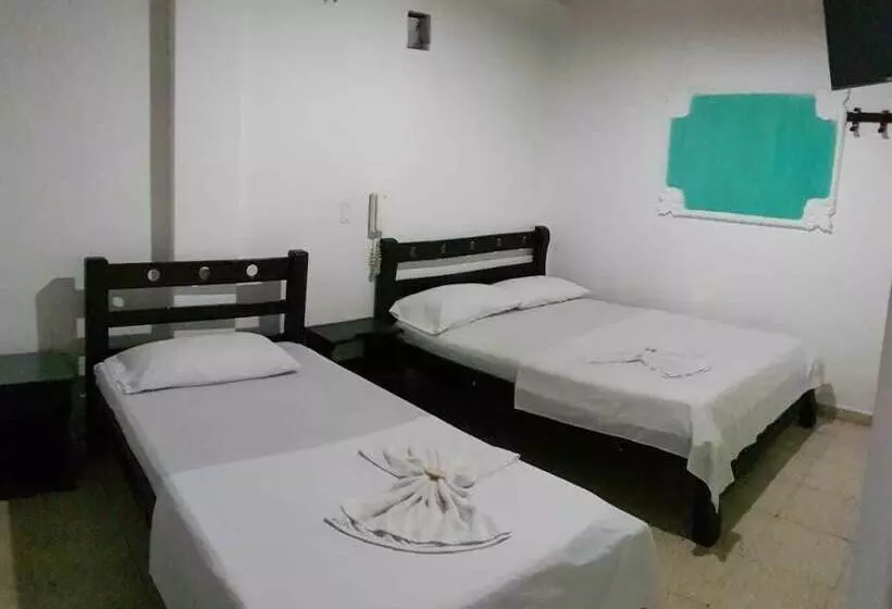 هتل Villa Johana