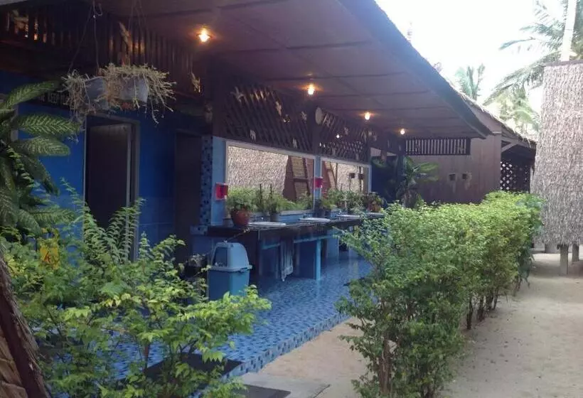 استراحتگاه New Hut Bungalow