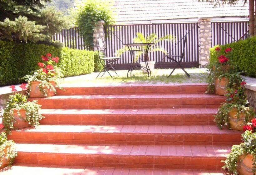 Bed and Breakfast Csaki Vendeghaz