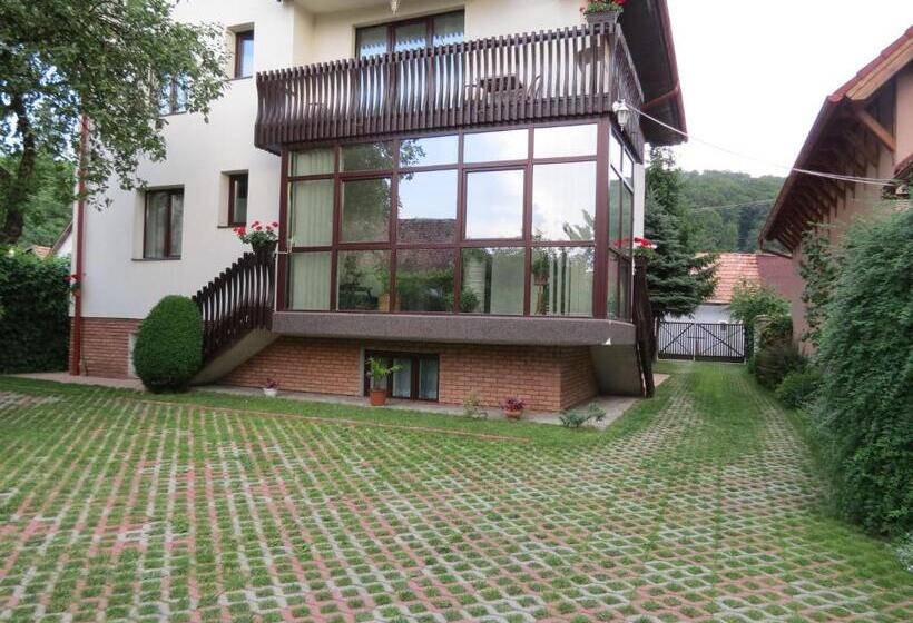 Bed and Breakfast Csaki Vendeghaz