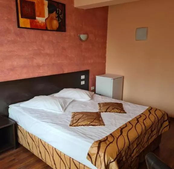 تختخواب و صبحانه Pension Montien Events & Society Resort