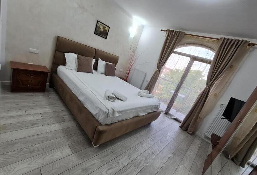 تختخواب و صبحانه Pension Terra