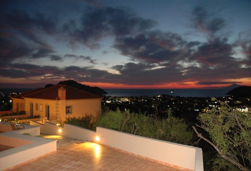 בית מלון כפרי Amygdalies Apartments