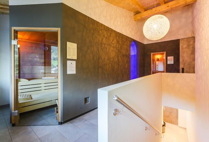 هتل Avenida Mountain Lodges Kaprun