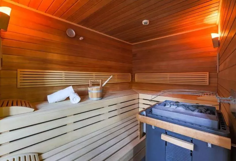 هتل Avenida Mountain Lodges Kaprun