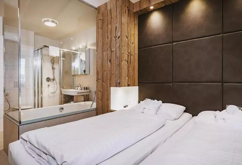 هتل Avenida Mountain Lodges Kaprun