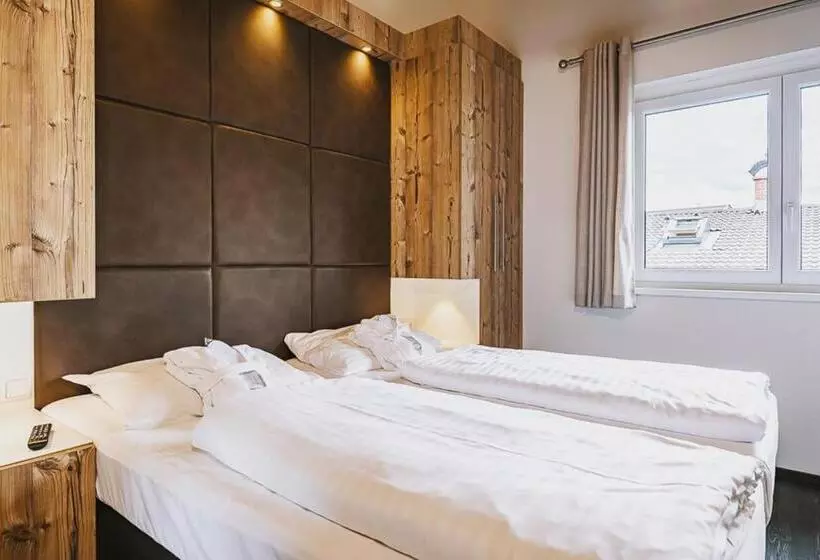هتل Avenida Mountain Lodges Kaprun