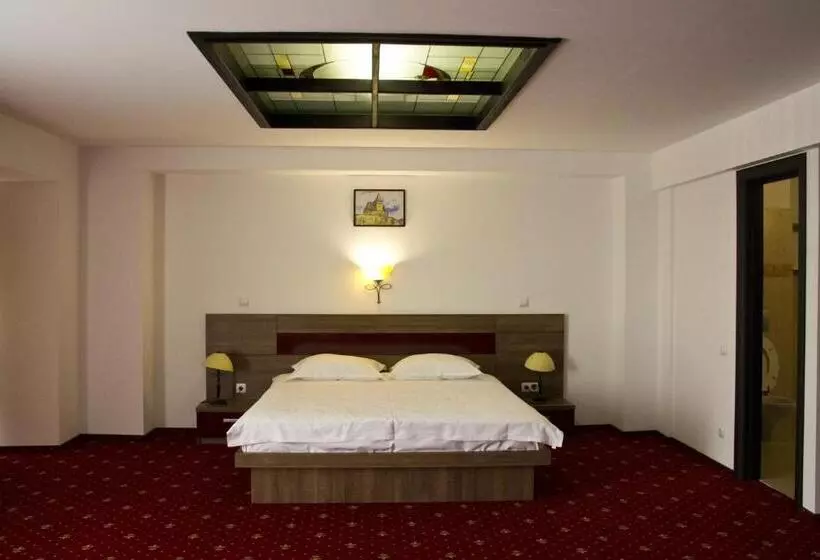 هتل City Ploiesti