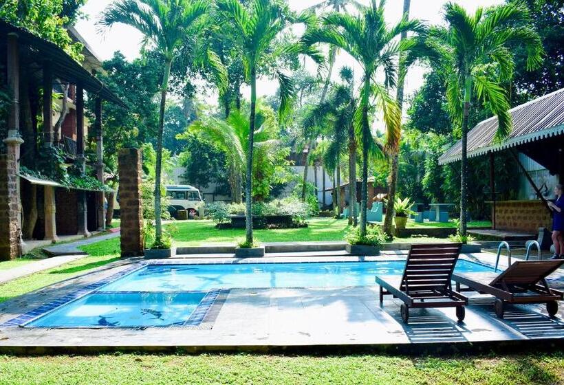 호텔 Hostel City Hub Colombo Airport