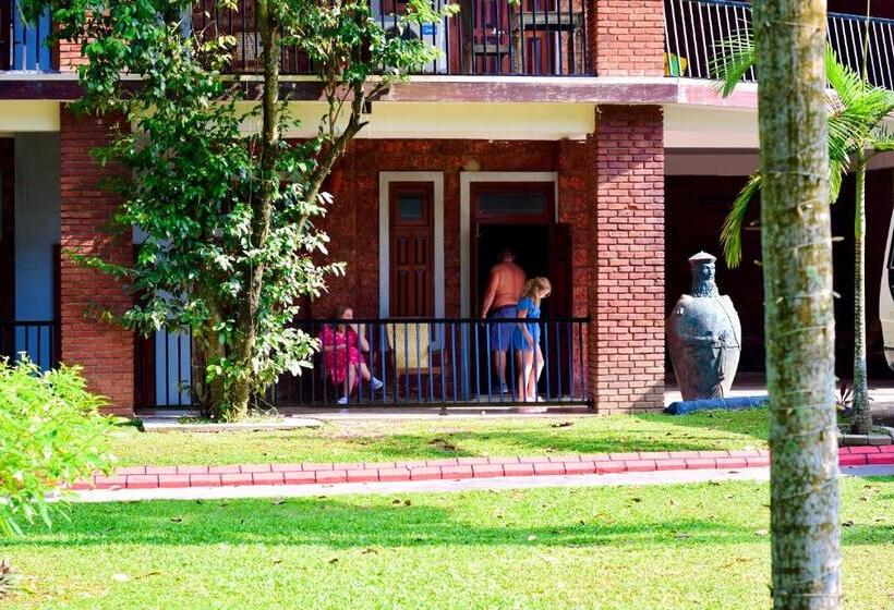 호텔 Hostel City Hub Colombo Airport