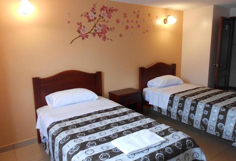 בית מלון כפרי Hostal Mitad Del Mundo