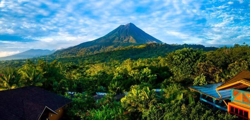 فندق Nayara Gardens