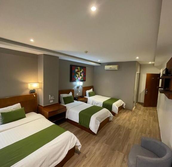 Hotel Plaza Monte Carlo