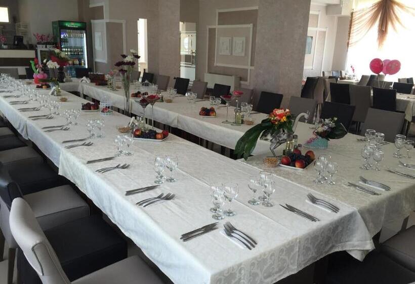 هتل Restaurant Oscar