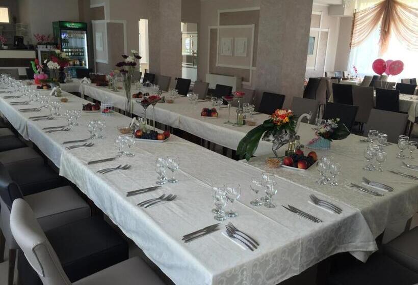 هتل Restaurant Oscar