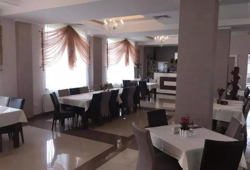 Hotelli Restaurant Oscar