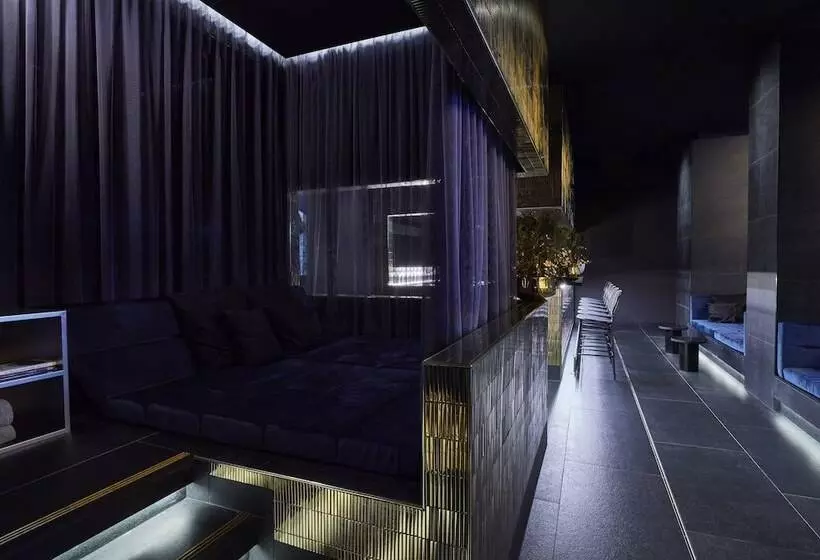 Hotelli Roomers Munich, Autograph Collection