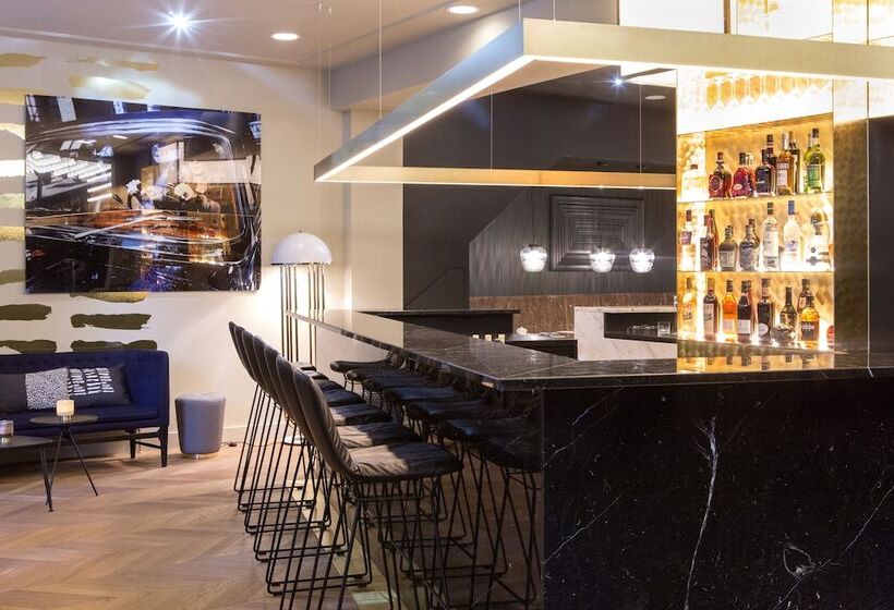 هتل The Fritz Dusseldorf Konigsallee