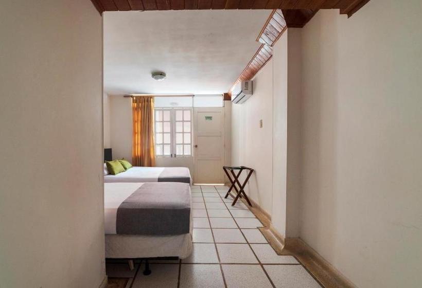 هتل Ayenda 1601 Sorrento Santa Marta