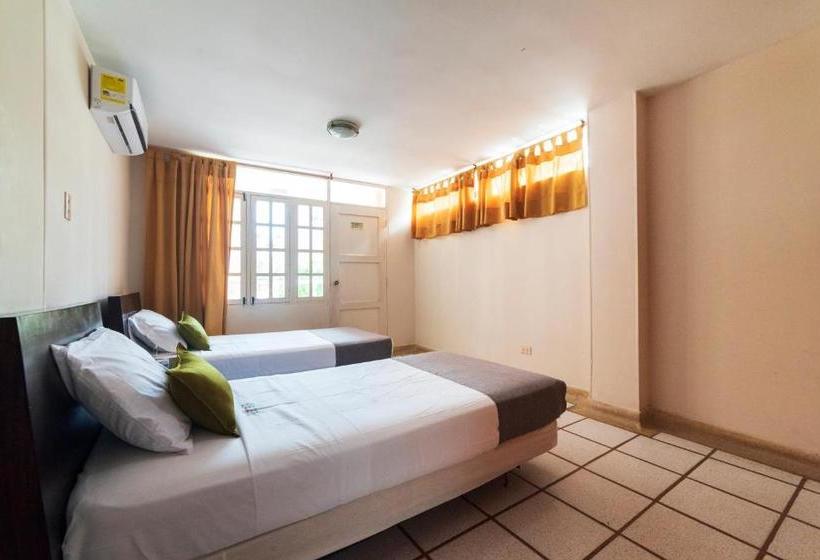 هتل Ayenda 1601 Sorrento Santa Marta