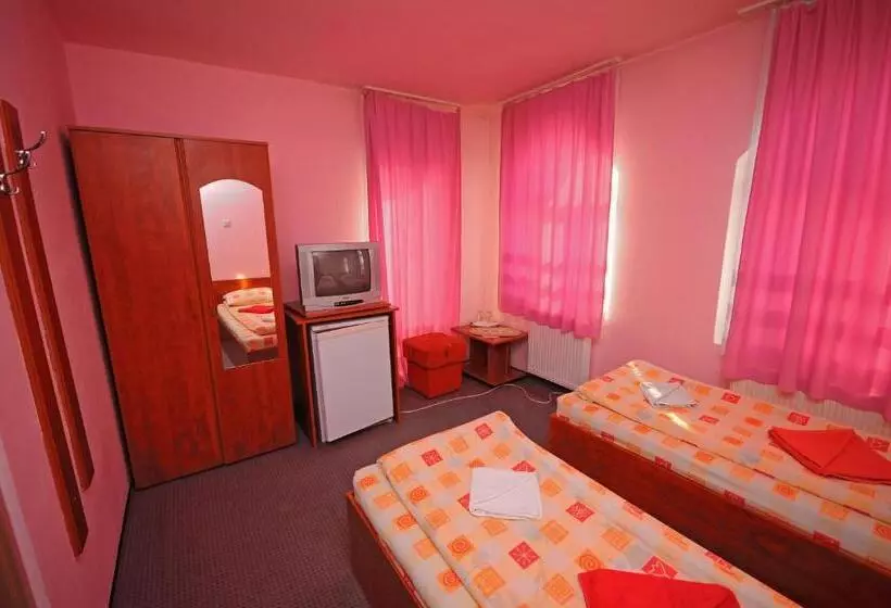 Imola Motel