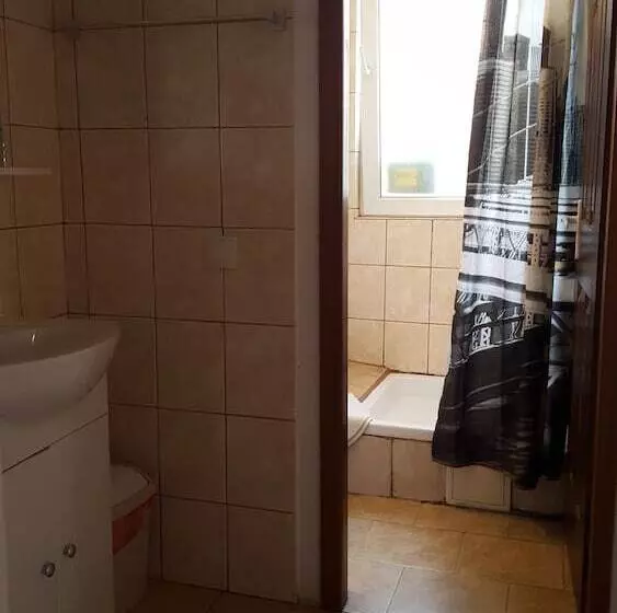 Taxi Hostel