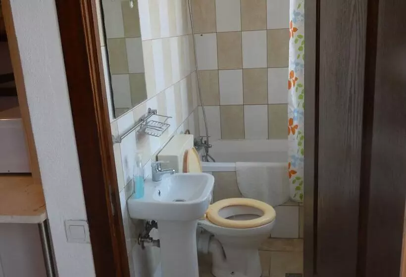 Taxi Hostel