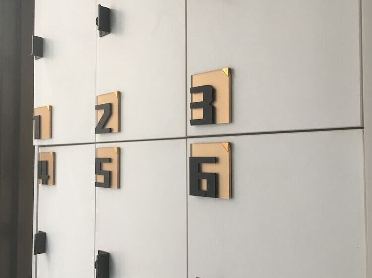 هاستل Check Inn Hk