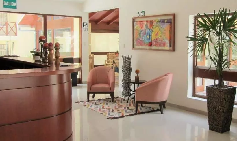 Fundo Hotel Ayarpongo