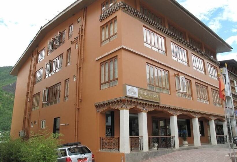 هتل Jumolhari