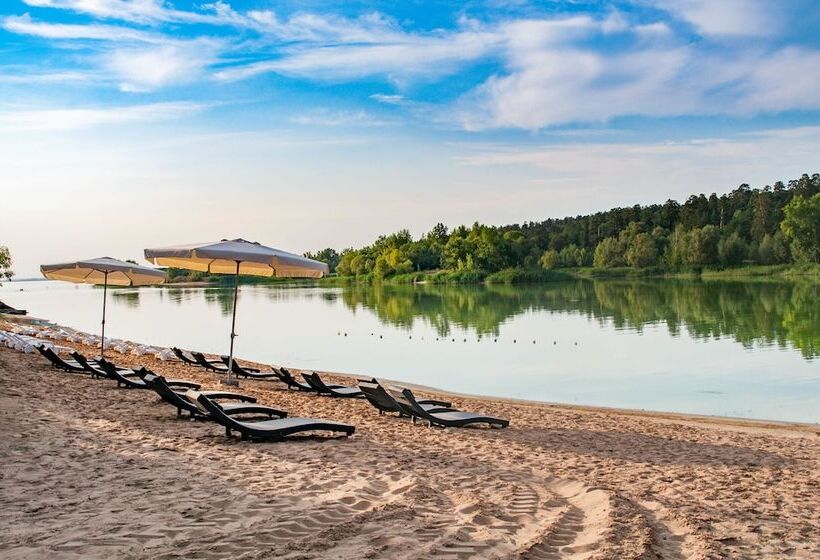 בית מלון כפרי Lada Resort