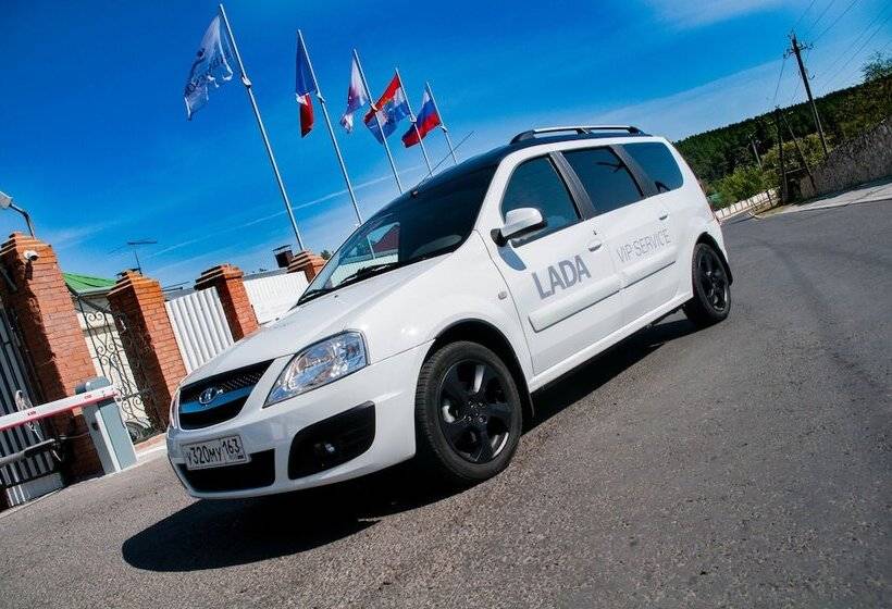 בית מלון כפרי Lada Resort