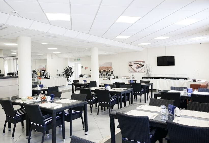 בית מלון כפרי Lada Resort