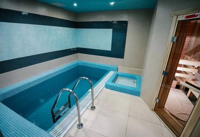 Hôtel Lada Resort