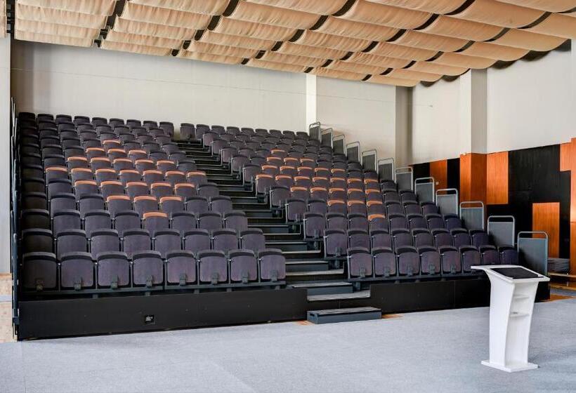 בית מלון כפרי Malak Regency