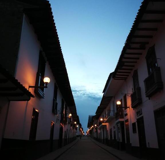 هتل Meflo Chachapoyas