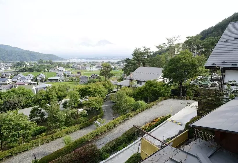 Kawaguchiko Country Cottage Ban