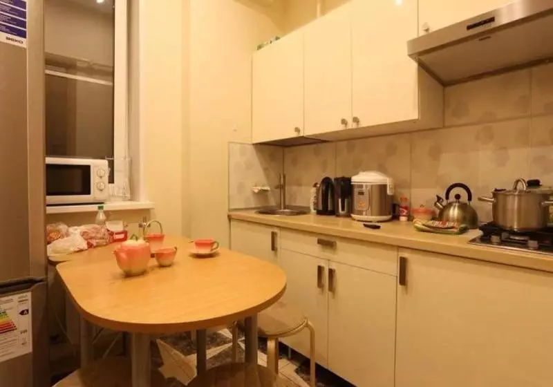 Krasnyye Vorota Lyus - Hostel
