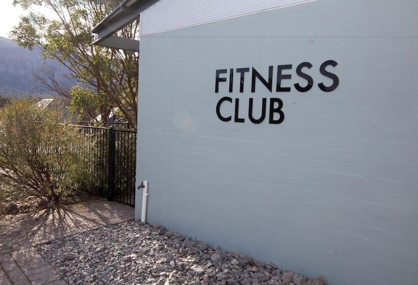 Lake Crackenback Resort & Spa