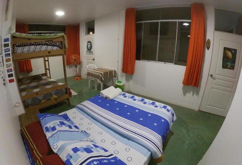 Nanasqa Hostel En Nasca / Nazca