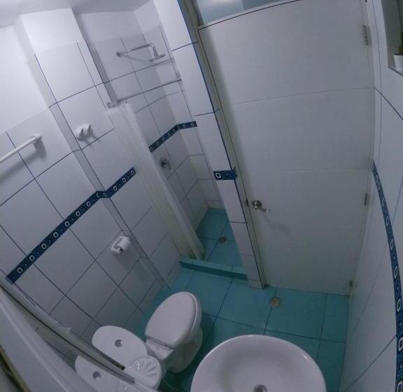 Nanasqa Hostel En Nasca / Nazca