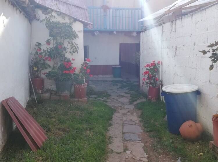 ユースホステル Barrio Inka B&b