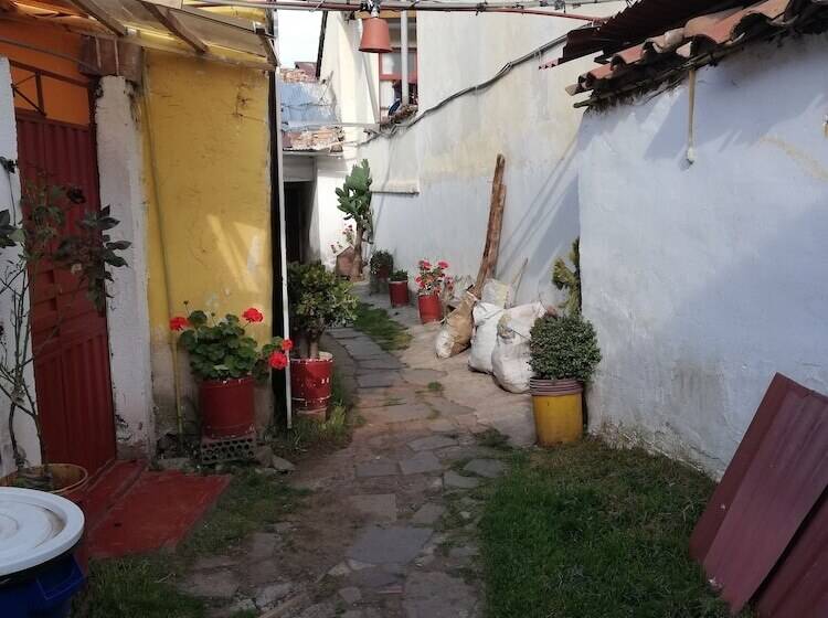 ユースホステル Barrio Inka B&b
