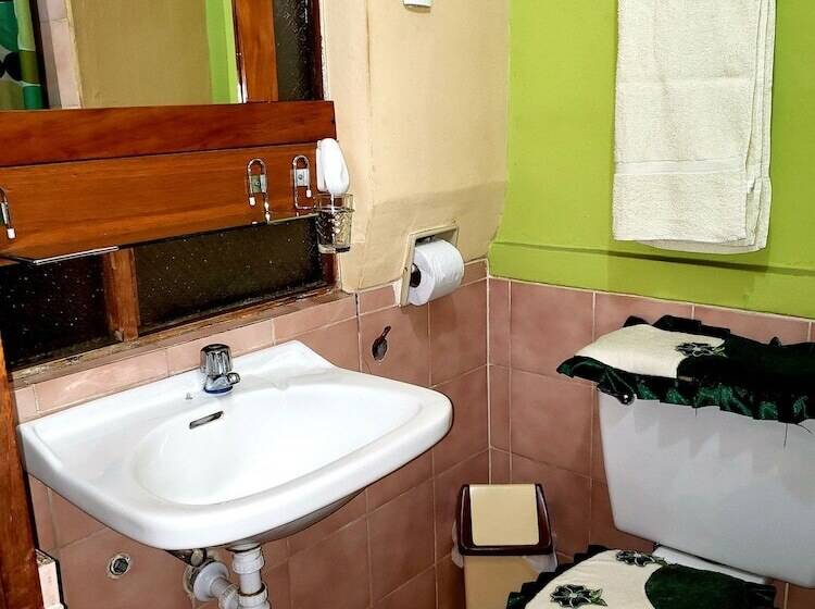 هاستل La Nuit Home