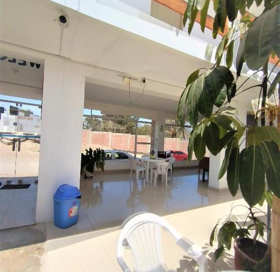 Hostel Icthus Paracas