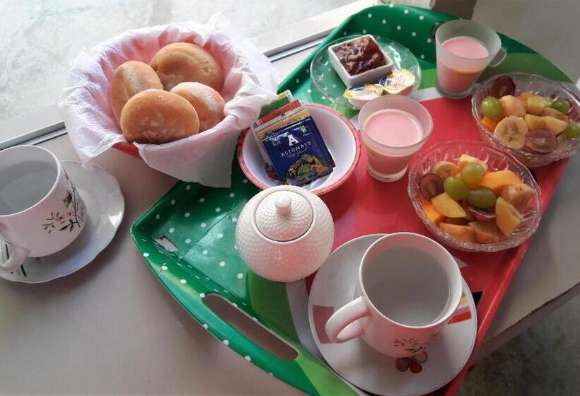 Hostel Icthus Paracas