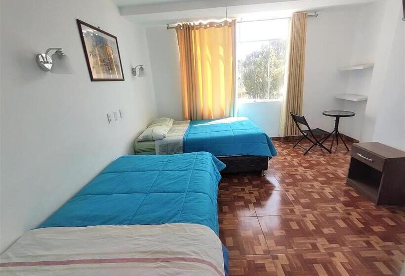 Hostel Icthus Paracas