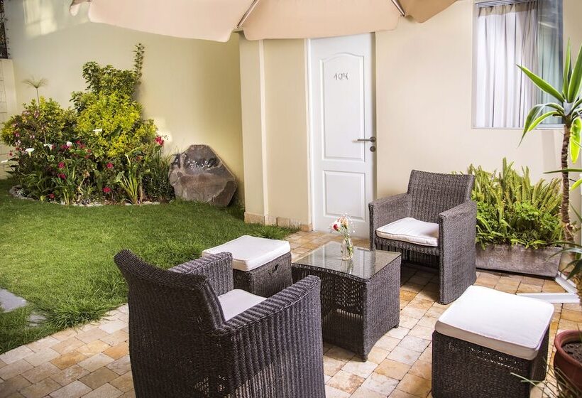 Alwa Standard Hotel Boutique