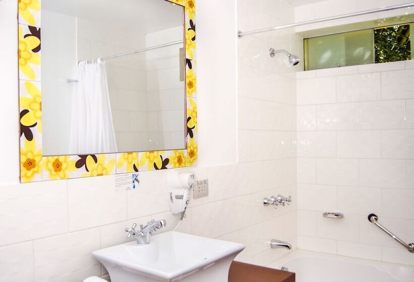 Alwa Standard Hotel Boutique